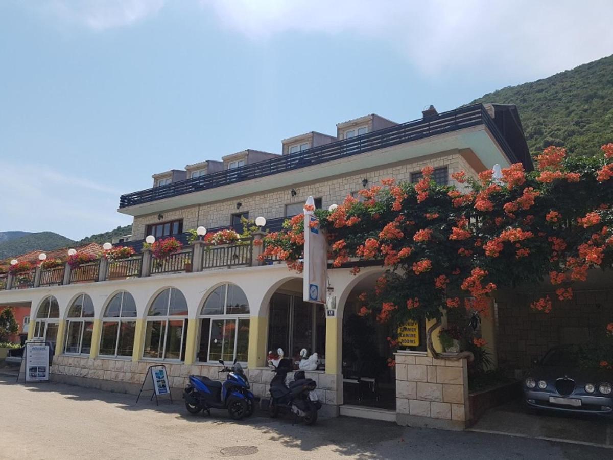 Hotel Pansion Antunovic Trpanj Exteriér fotografie